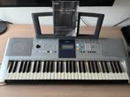 Yamaha psr e323 keyboard + hoog standaard, Ophalen, Zo goed als nieuw, 61 toetsen, Yamaha