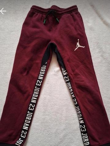  Broek vanvnike air Jordan maat 128 beschikbaar voor biedingen