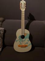 Stagg kind Chameleon 1/2-model klassieke gitaar, Muziek en Instrumenten, Snaarinstrumenten | Gitaren | Akoestisch, Klassieke of Spaanse gitaar