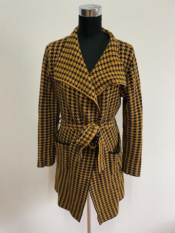 V18 - Geel-zwart CM Mode vest maat M (1) beschikbaar voor biedingen