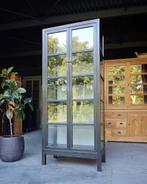 Hoge zwarte Vitrinekast | Oosterse stijl | Glaskast #2269