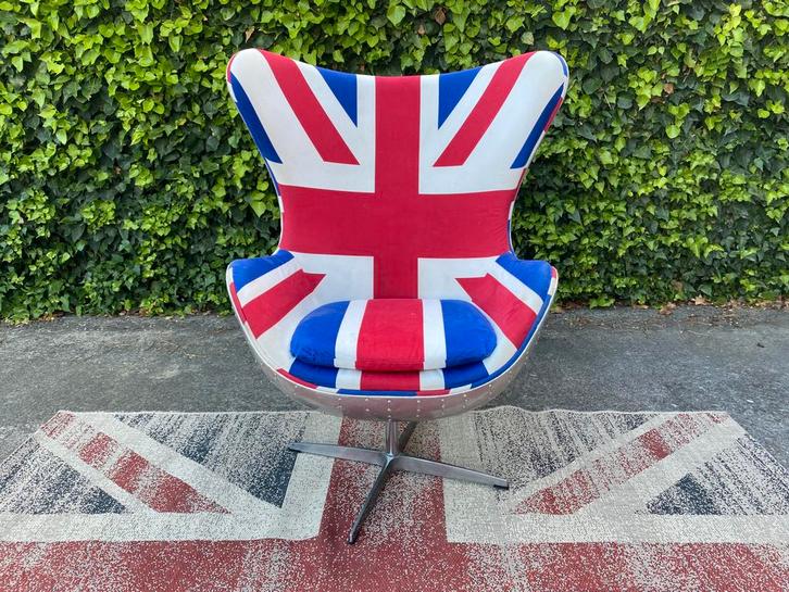 Aviator Egg Chair Engelse vlag !!!, Huis en Inrichting, Fauteuils, Gebruikt, Metaal, Stof, 50 tot 75 cm, 75 tot 100 cm, Ophalen