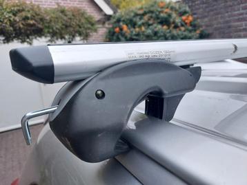 Dakdragers 2 stuks (afsluitbaar) beschikbaar voor biedingen