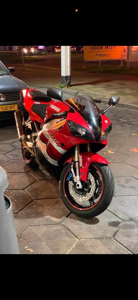 Yamaha R1 - Supersport Motor, Motoren, Motoren | Yamaha, Particulier, Super Sport, meer dan 35 kW, 4 cilinders, Motorrijbewijs A