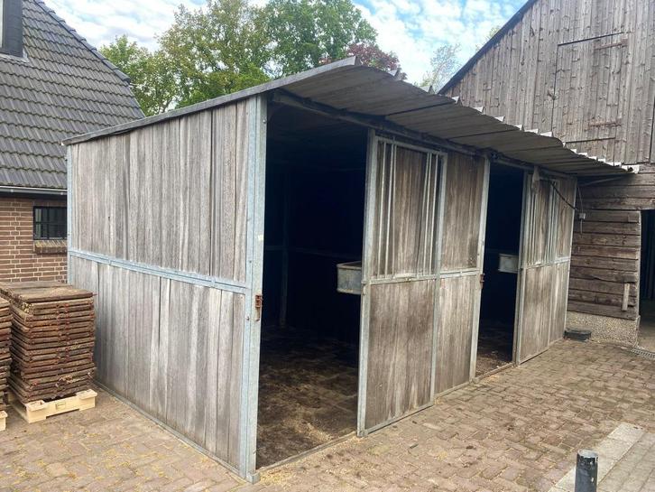 Buitenstal | 2 boxen | 3000 x 3000mm | Gebruikt, Dieren en Toebehoren, Stalling en Weidegang