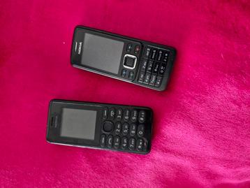2 NOKIA TELEFOONS, GEEN OPLADER MEER  beschikbaar voor biedingen