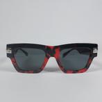 Versace Zonnebril VE4464 - Prima staat, Versace, Gebruikt, Support@versace.com, Via Gesù 12
20121 Milan
Italy