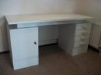 Bureau 150 x 70 x 75 cm hoog - Ecru - Stevig en Stabiel, Ophalen, Gebruikt, Bureau