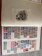 Postzegelalbum met diverse postzegels, Ophalen of Verzenden, Nederland en Buitenland