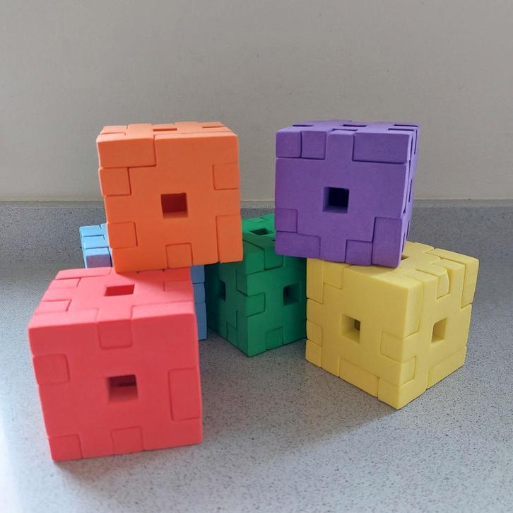 6 Puzzel Kubussen foam - Kleurrijk Speelplezier!, Kinderen en Baby's, Speelgoed | Bouwstenen, Zo goed als nieuw, Overige merken