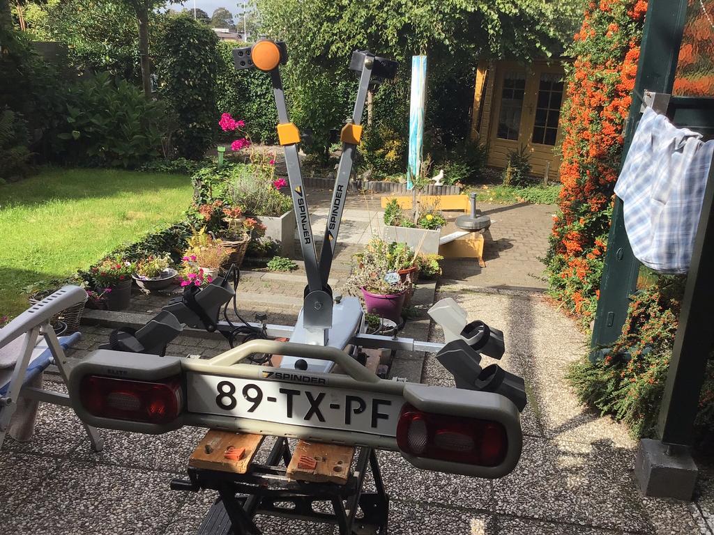 Fietsdrager ,Elite, Ophalen of Verzenden, Zo goed als nieuw, Trekhaakdrager