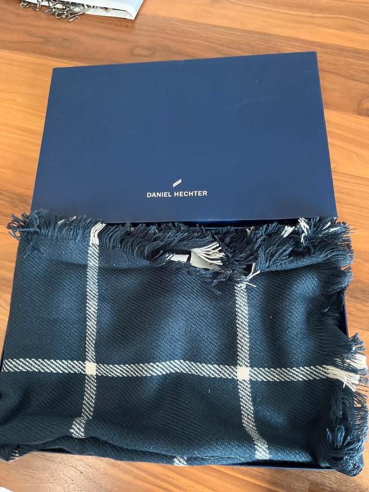 Daniel Hechter Sjaal - Stijlvol en Warm, Kleding | Dames, Mutsen, Sjaals en Handschoenen, Nieuw, Sjaal, Maat 46/48 (XL) of groter