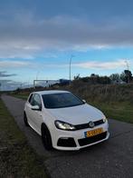 Volkswagen Golf R-Line 1.4 TSI, Voorwielaandrijving, Zwart, 4 cilinders, Wit
