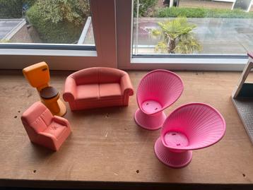 Barbie / Poppenhuis Meubels beschikbaar voor biedingen