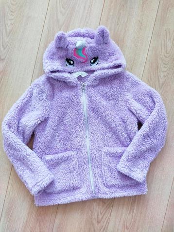 Nieuw! Heerlijk zacht lila 🦄 vest van H&M. Mt 122/128

 beschikbaar voor biedingen