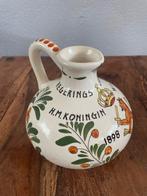 Regeringsjubileum karaf H.M. Wilhelmina 1898-1948 Bols, Antiek en Kunst, Antiek | Vazen, Ophalen of Verzenden