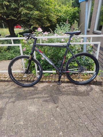 Merida mountainbike  beschikbaar voor biedingen
