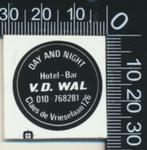 Sticker: Hotel Bar Van de Wal, Ophalen of Verzenden, Zo goed als nieuw, Bedrijf of Vereniging