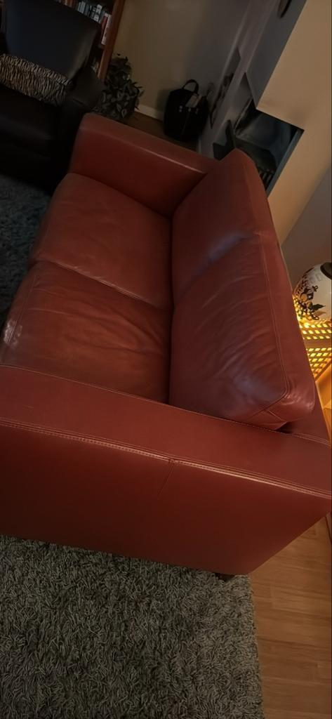 Machalke lederen bank - Goede staat., Huis en Inrichting, Banken | Sofa's en Chaises Longues, Zo goed als nieuw, Tweepersoons