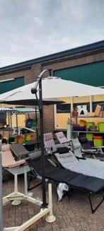 Aangeboden Nieuwe Zweefparasol met Ledverlichting, Ophalen, Nieuw, Zweefparasol