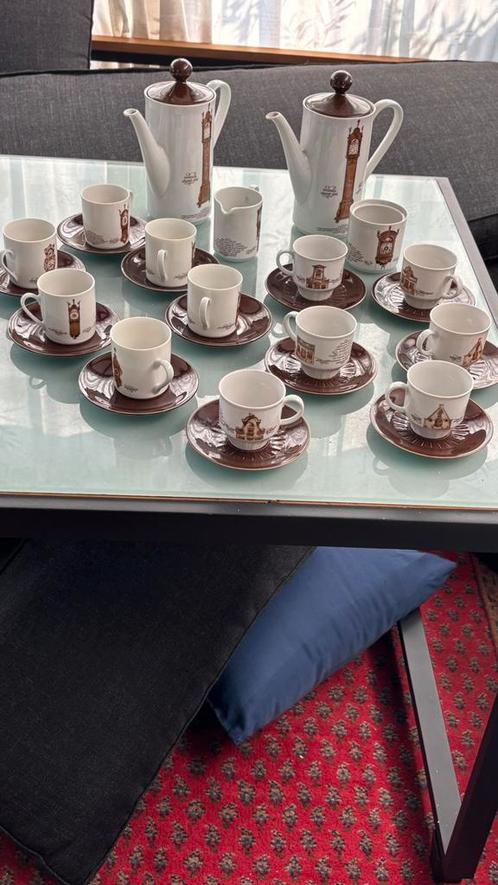 Huis serviesset, Huis en Inrichting, Keuken | Servies, Zo goed als nieuw, Kop(pen) en/of Schotel(s), Overige stijlen, Aardewerk