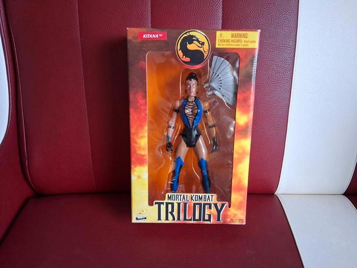 Mortal kombat trilogy kitana, Verzamelen, Film en Tv, Zo goed als nieuw, Ophalen