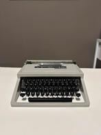 Antieke typmachine olivetti dora, Diversen, Typemachines, Ophalen, Gebruikt