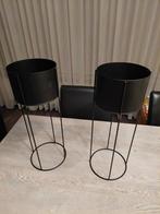 Stalen plantenstandaards met potten, Huis en Inrichting, Woonaccessoires | Zuilen en Pilaren, Ophalen