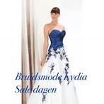 2e huwelijk? Iets oudere bruid? Volop keus!, Ophalen, Nieuw, Blauw, Trouwjurk