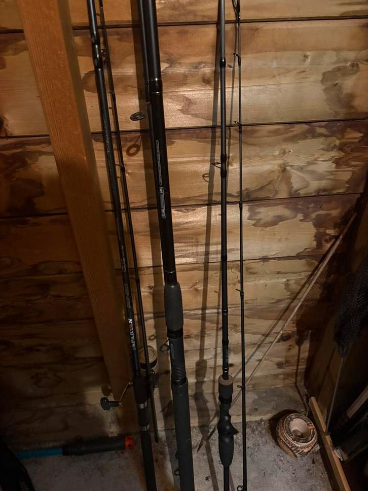 Veel visspullen, Watersport en Boten, Hengelsport | Karpervissen, Zo goed als nieuw, Molen, Ophalen of Verzenden