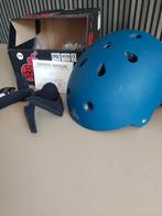 Triple Eight Skate Helm - ZGAN, Ophalen of Verzenden, Zo goed als nieuw
