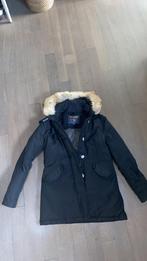 Woolrich jas maat m, Kleding | Dames, Gedragen, Maat 38/40 (M), Ophalen of Verzenden, Zwart