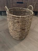 Gevlochten kleding mand, Huis en Inrichting, Woonaccessoires | Schalen en Manden, Ophalen, Overige materialen, Gebruikt, Mand