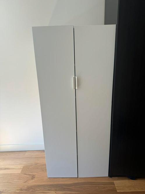 Witte Ikea kledingkast met planken, Huis en Inrichting, Kasten | Kledingkasten, Gebruikt, 150 tot 200 cm, 50 tot 100 cm, 50 tot 75 cm