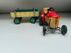 Antiek speelgoed. Tractor met aanhangwagen van blik, Ophalen of Verzenden