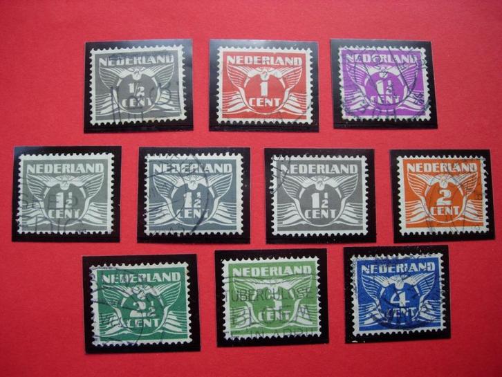 NL vliegende duif serie van 8 zegels (zie tekst) (1926-1935), Postzegels en Munten, Postzegels | Nederland, Gestempeld, T/m 1940