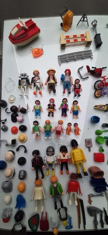 Playmobil los diversen poppetjes hoedjes accessoires diverse beschikbaar voor biedingen