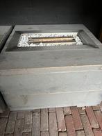 Houten vuurtafel & matching bijzettafel, Tuin en Terras, Ophalen of Verzenden, Gebruikt