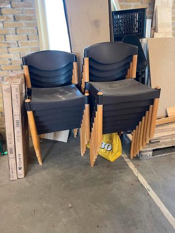 13x vintage Casala stoel beschikbaar voor biedingen