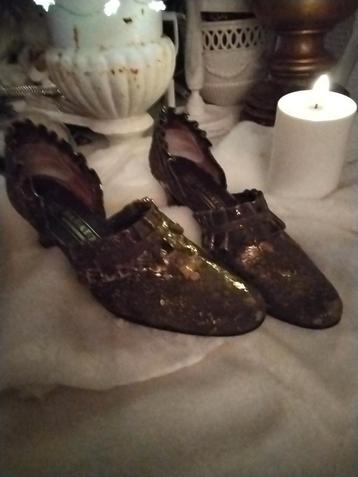 ### ZEER MOOIE DAMESSCHOENEN ### beschikbaar voor biedingen