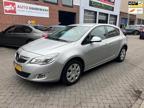 Opel Astra 1.4 Turbo Edition 140pk 6 bak Airco Cruise NAP, Auto's, Opel, Bedrijf, Te koop, Astra, ABS, Airbags, Airconditioning