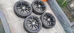 VW Pretoria 19 inch velgen met Pirelli banden, Gebruikt, 235 mm, Band(en), Personenwagen