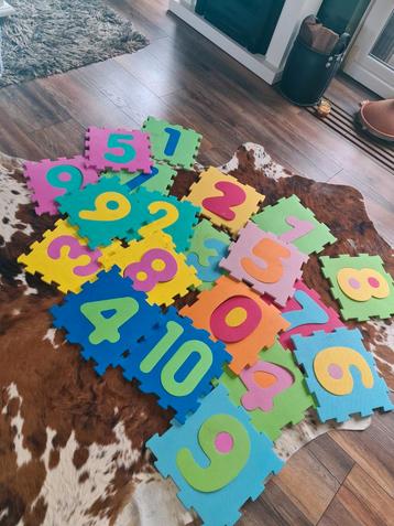 Foam tegels 20 stuks beschikbaar voor biedingen