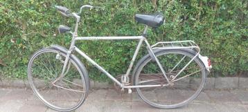 stationsfiets beschikbaar voor biedingen