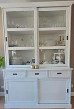 Mooie witte buffetkast, Huis en Inrichting, Kasten | Buffetkasten, Ophalen of Verzenden, Gebruikt, 25 tot 50 cm