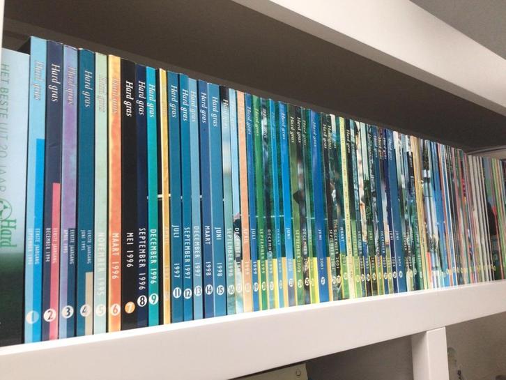 Hard gras voetbal magazines complete serie, Verzamelen, Sportartikelen en Voetbal, Zo goed als nieuw, Boek of Tijdschrift, Buitenlandse clubs