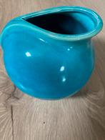Turquoise Vaasje - Aardewerk, Blauw, Aardewerk of Porselein, Ophalen of Verzenden, Zo goed als nieuw