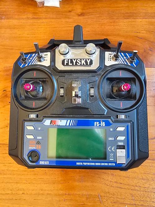 Te koop FlySky i6 2.4Ghz 6 kanaals remote controller, Hobby en Vrije tijd, Modelbouw | Radiografisch | Overige, Gebruikt, Ophalen of Verzenden