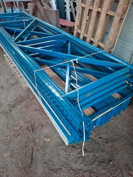 Gebruikte palletstelling, 350 cm hoog, liggers 330 cm breed, Doe-het-zelf en Verbouw, Overige Doe-het-zelf en Verbouw, Gebruikt