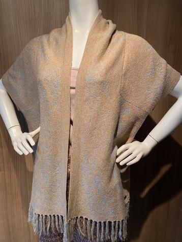 Cardigan vest Omslag met franje beschikbaar voor biedingen